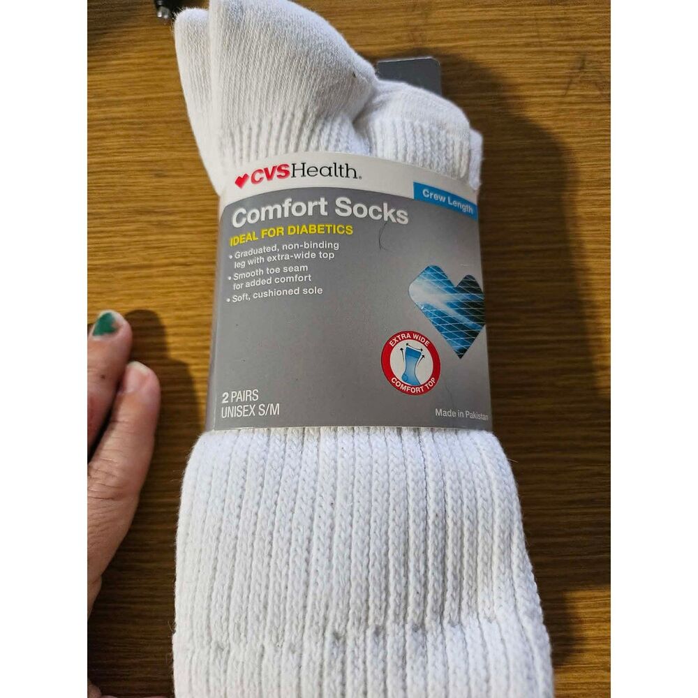 WT CVS Health 2 Pair Diabetic Comfort Crew Socks White Unisex S/M Extra Wide Top